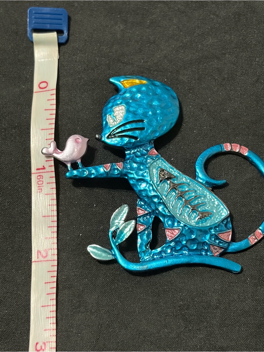 Teal Enamel Cat Brooch with Pink Bird Accent - Picture 4 of 5